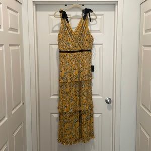 Lulus Yellow and Black tie long dress